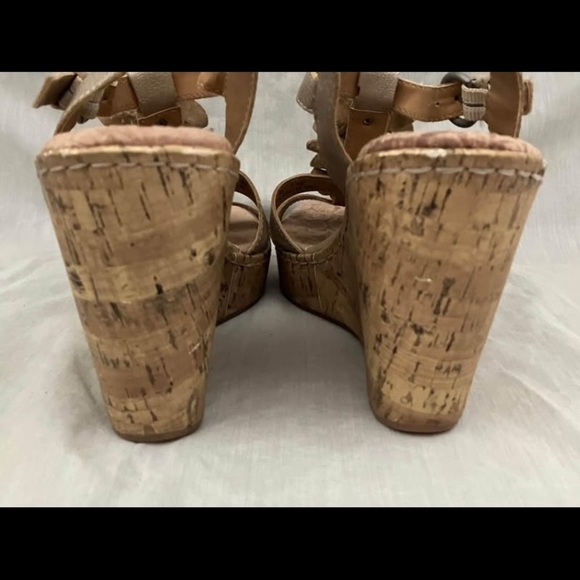 Women's size 10 B.O.C. Bronze Tan platform / wedge Sandals - Picture 8 of 13
